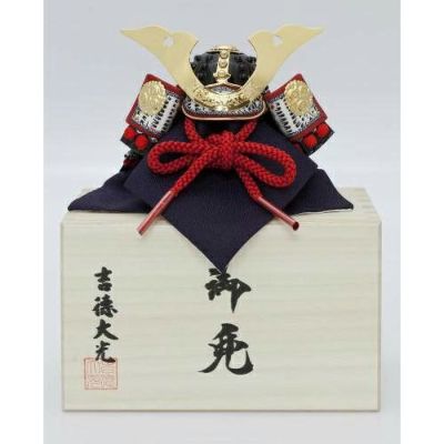 特製小型兜(桐箱入り)「大鍬形」8号 モダン かわいい 人気 おしゃれ