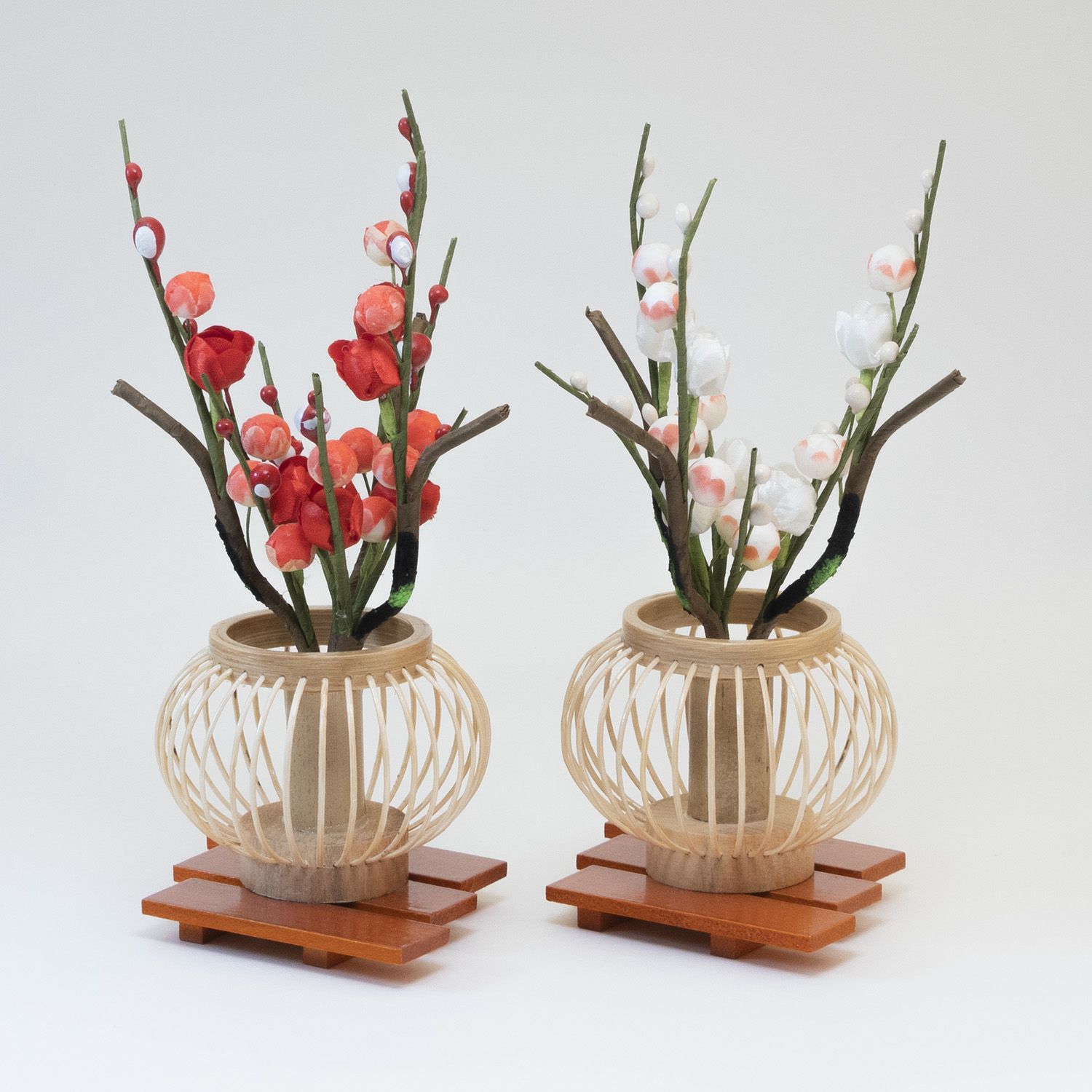 雛人形】小三五親王立姿雛 春窓雛 | 雛人形（ひな人形）・五月人形の