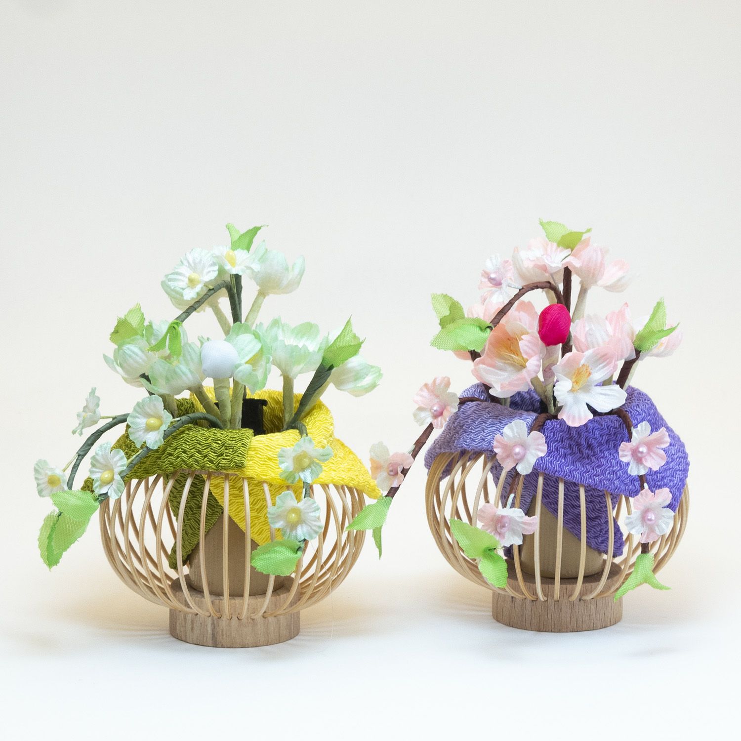 雛人形】小三五親王小芥子官女五人収納箱飾り 花ひいな 春彩 | 雛人形