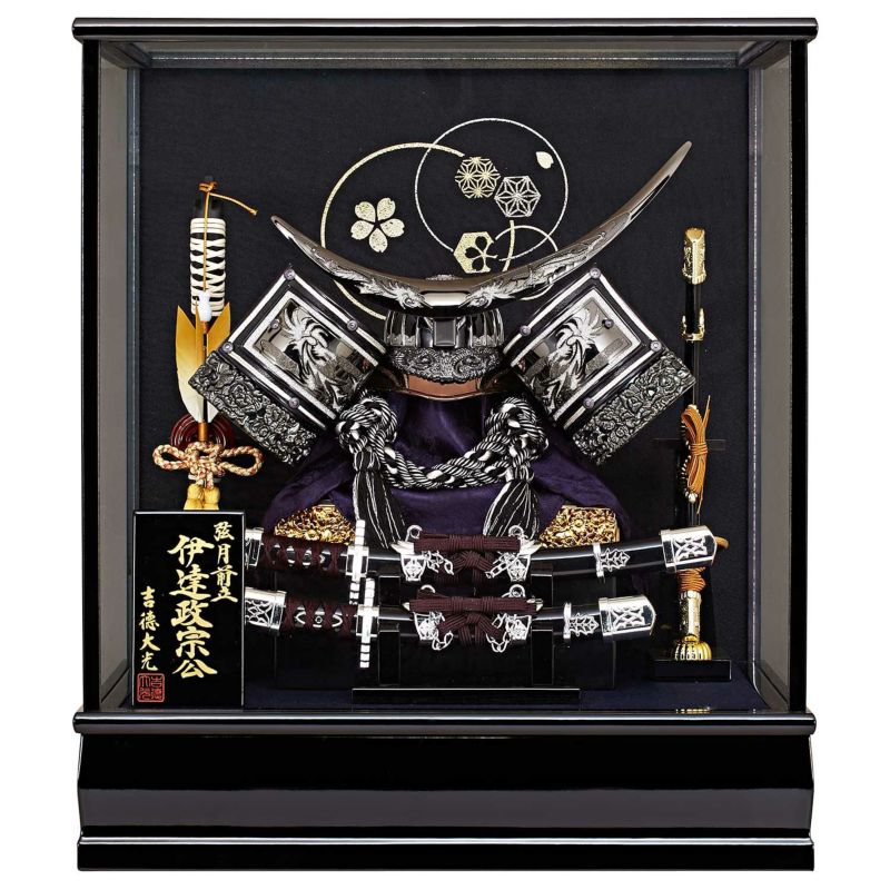 美品　兜 吉徳 ガラスケース入り　五月人形　こどもの日 吉徳大光 五月人形 ガラスケース飾り 金太郎 童 子供大将 武者
