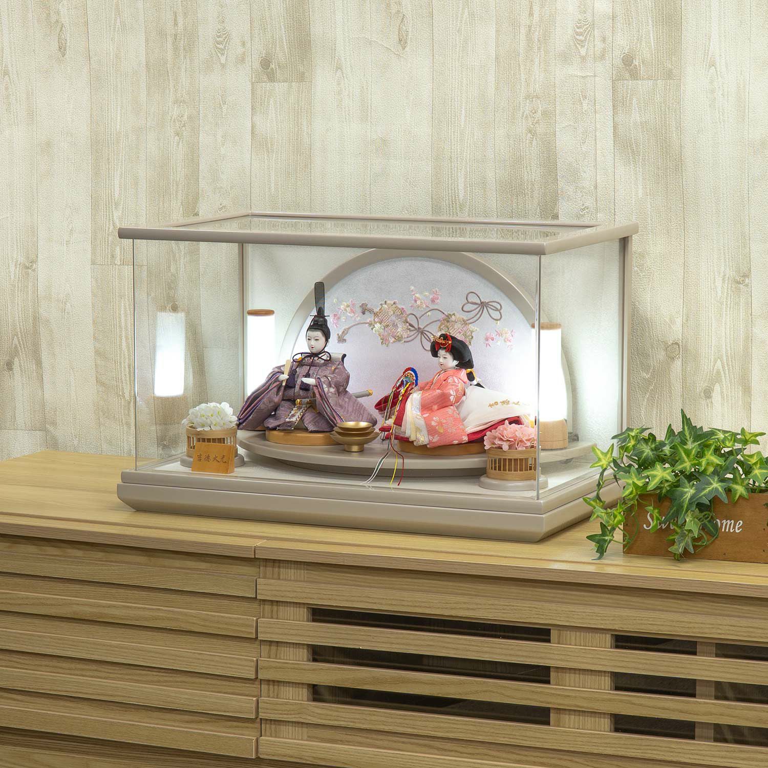 雛人形】ケース入り柳親王飾り | 雛人形（ひな人形）・五月人形の吉徳