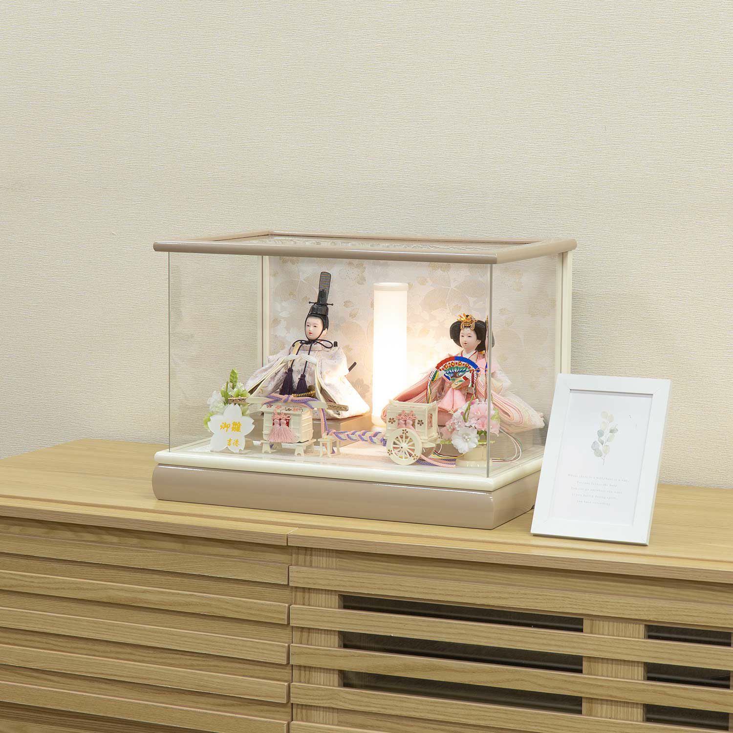 雛人形】ケース入り豆親王飾り | 雛人形（ひな人形）・五月人形の吉徳